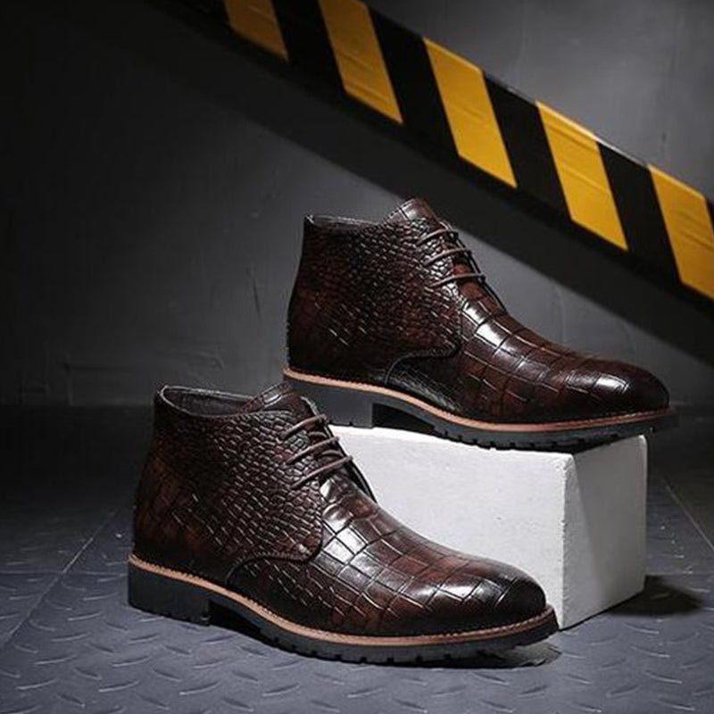 Botas Masculinas Tornozelo Couro Exótico Com Cordões - Café