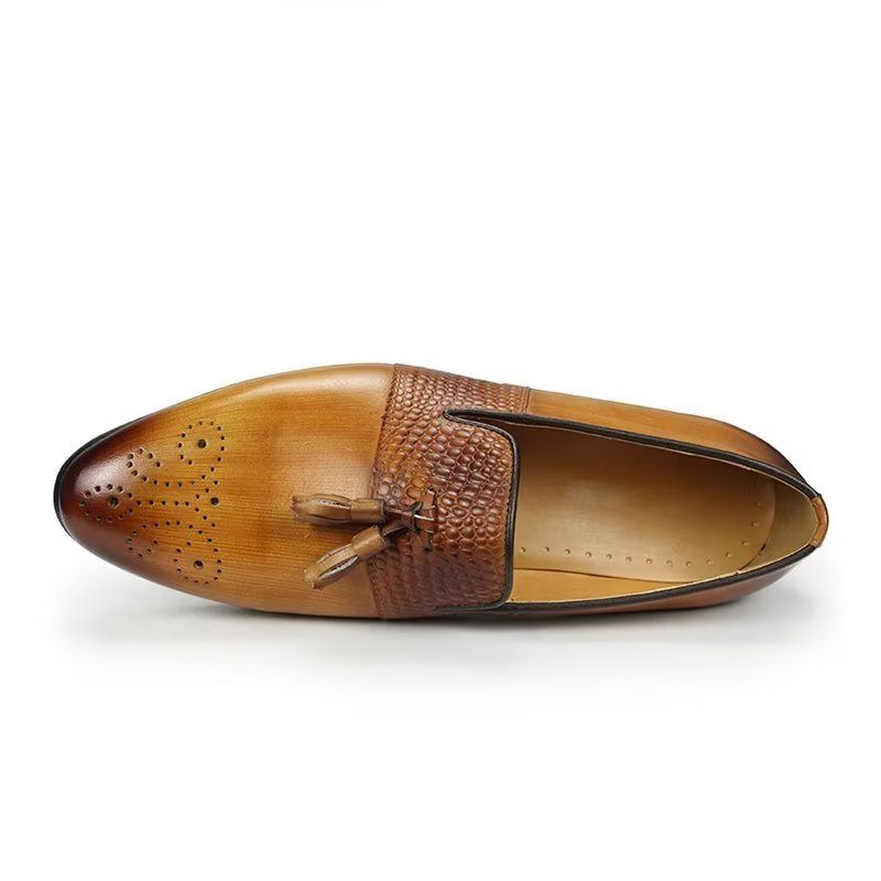 Mocassins Masculinos Com Padrão Crocodilo Luxuosos Em - Marrom