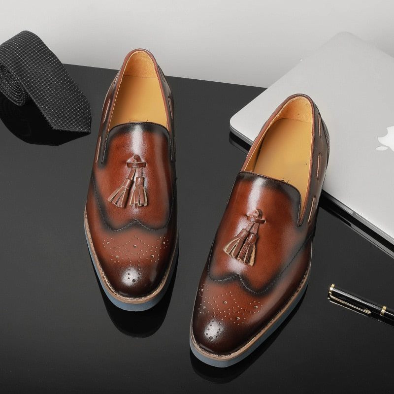 Mocassins Masculinos Com Relevo Brogue Slip-on - Café