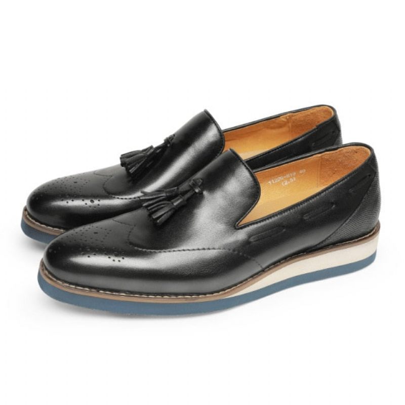 Mocassins Masculinos Com Relevo Brogue Slip-on - Preto