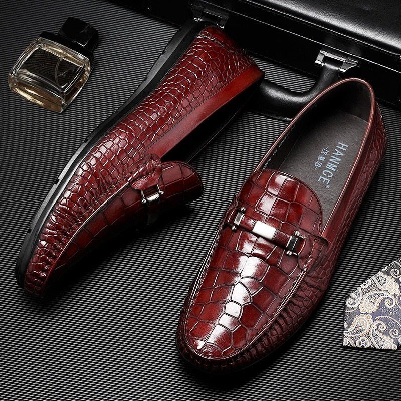 Mocassins Masculinos Com Textura Exótica E Slip-on - Vermelho