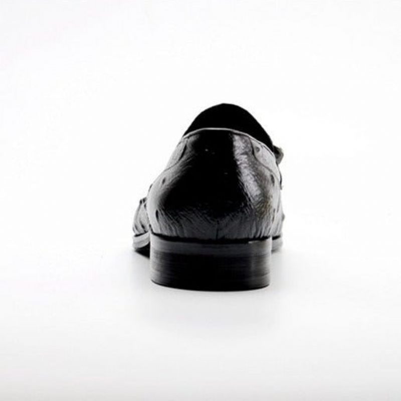 Mocassins Masculinos Com Textura Jacaré E Bico Fino - Preto