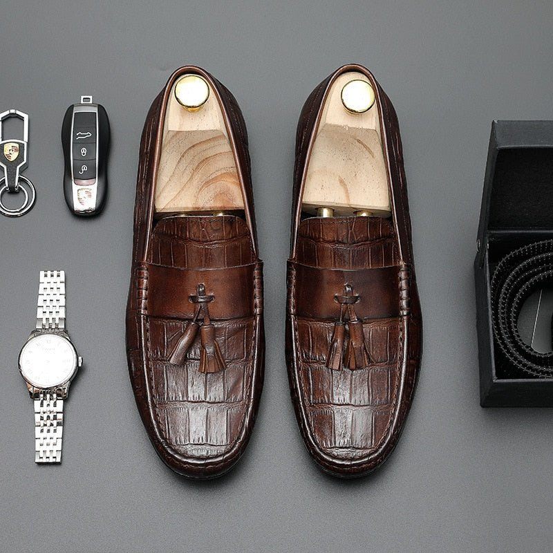 Mocassins Masculinos Couro Derby Elegantes Com Textura Jacaré - Café