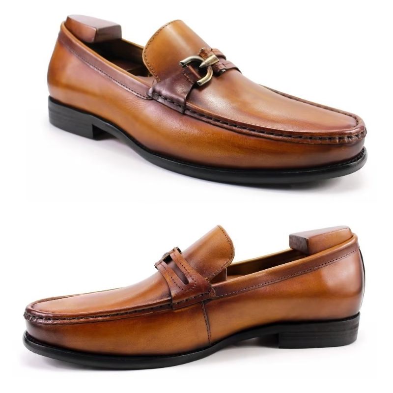 Mocassins Masculinos Couro Elegante Com Deslizamento Em Sapatos Brogue - Marrom