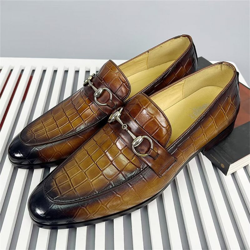 Mocassins Masculinos Elegantes Couro Vaca Com Bico Redondo - Marrom