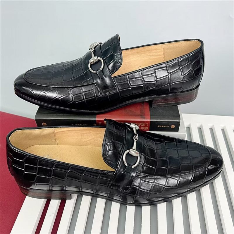 Mocassins Masculinos Elegantes Couro Vaca Com Bico Redondo - Marrom