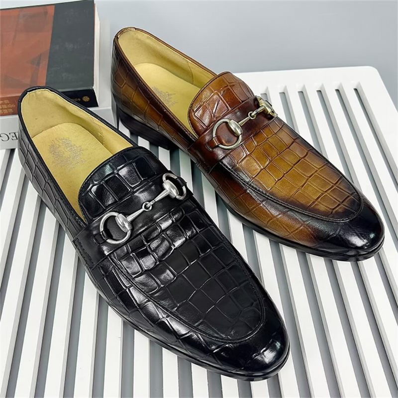 Mocassins Masculinos Elegantes Couro Vaca Com Bico Redondo - Marrom