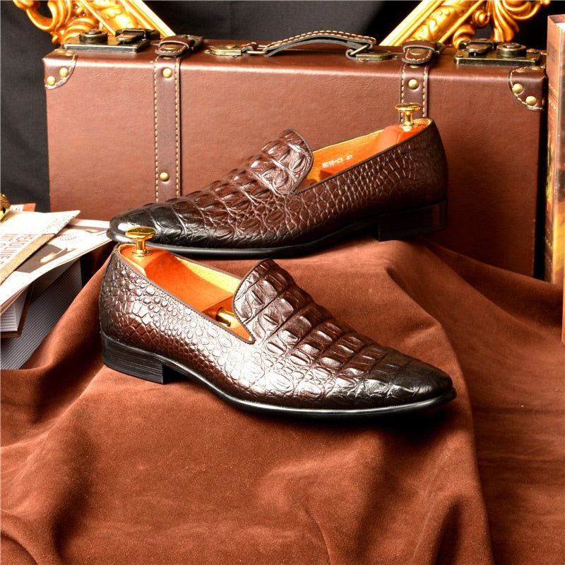 Mocassins Masculinos Luxo Croctex Com Bico Fino E Slip-on - Café