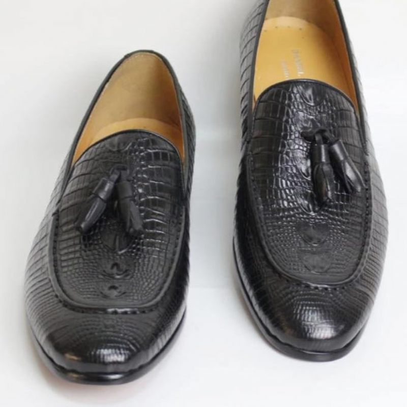 Mocassins Masculinos Luxuosos Couro Crocodilo Com Borla - Preto