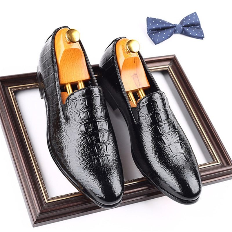 Mocassins Masculinos Slip-on Brogue - Preto