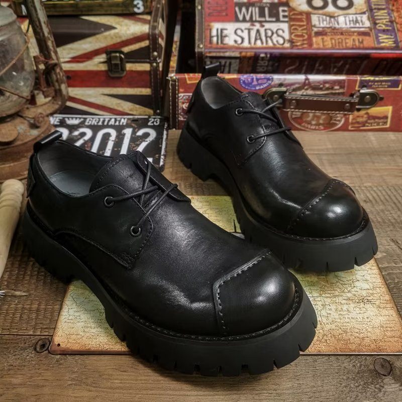 Sapatos Casuais Masculinos Couro Luxuoso Dedo Redondo - Preto