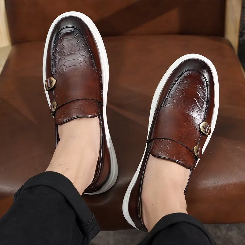 Sapatos Casuais Masculinos Elegantes Deslizantes Em Tênis Plataforma - Marrom