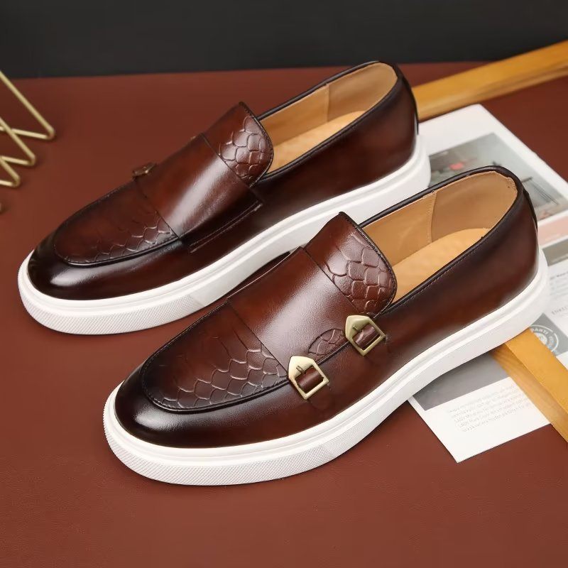 Sapatos Casuais Masculinos Elegantes Deslizantes Em Tênis Plataforma - Marrom