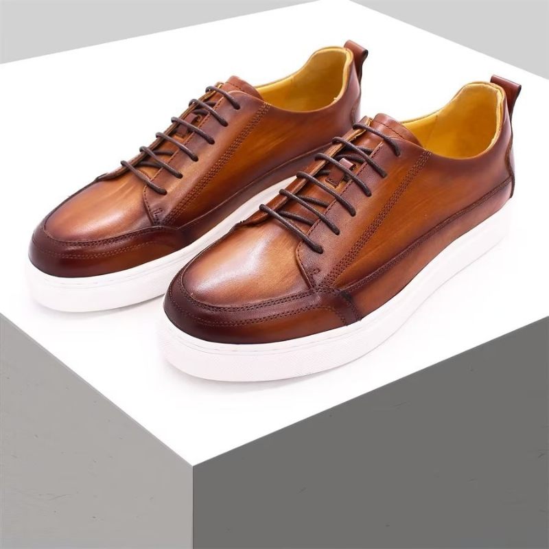 Sapatos Casuais Masculinos Elegantes Pintados À Mão Iluminados - Café