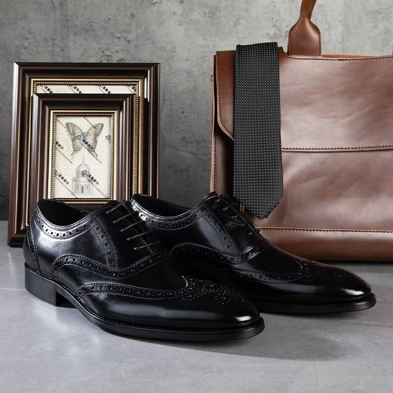 Sapatos Formais Masculinos Brogues Couro Com Cordões - Preto