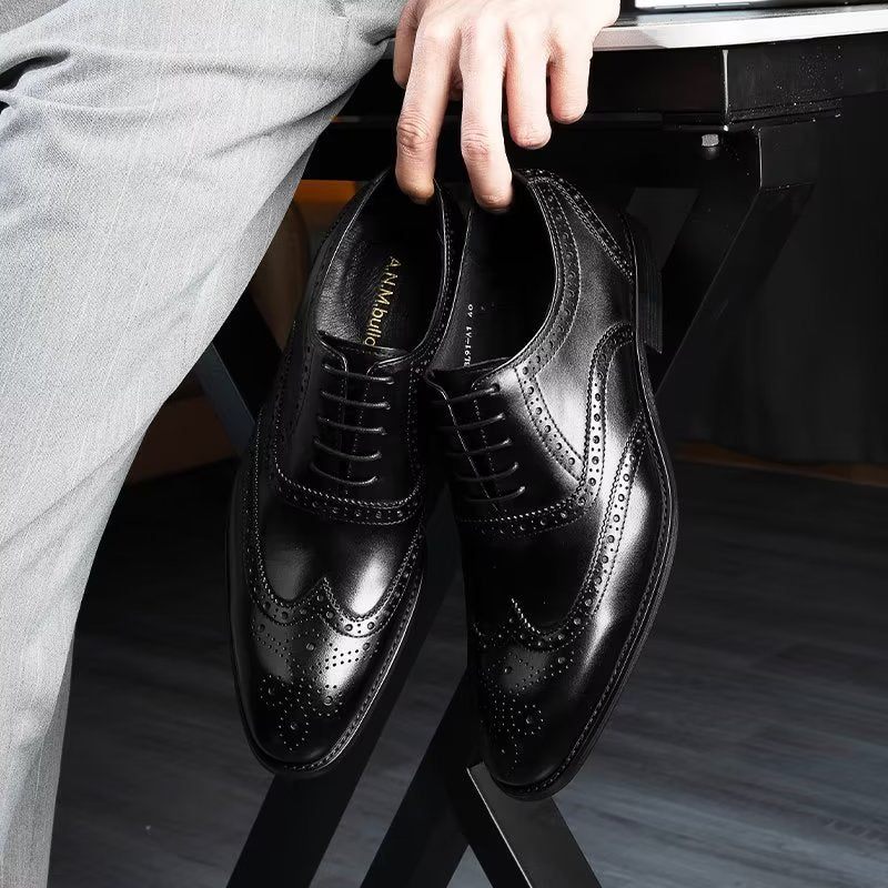 Sapatos Formais Masculinos Brogues Couro Com Cordões - Preto