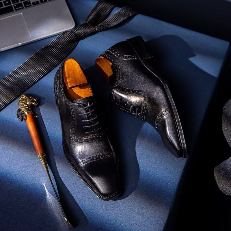 Sapatos Formais Masculinos Brogues Elegantes - Preto