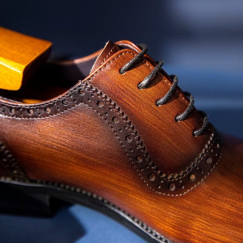 Sapatos Formais Masculinos Brogues Elegantes - Café