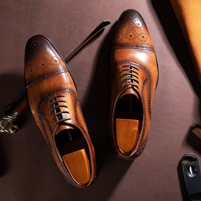 Sapatos Formais Masculinos Brogues Elegantes - Café