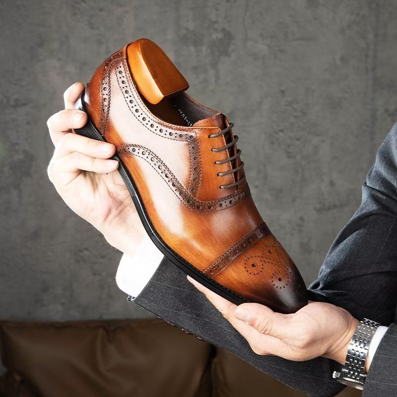 Sapatos Formais Masculinos Brogues Elegantes - Café