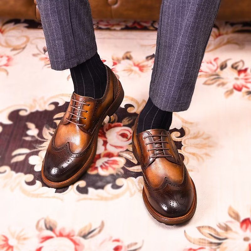 Sapatos Formais Masculinos Brogues Requintados - Café