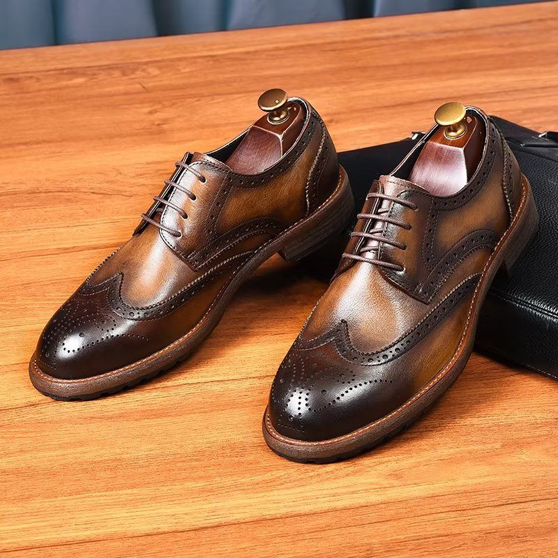 Sapatos Formais Masculinos Brogues Requintados - Café