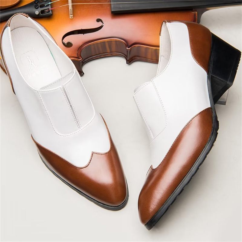 Sapatos Formais Masculinos Chiques Com Bico Fino E Slip-on - Branco