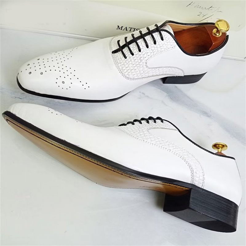 Sapatos Formais Masculinos Com Bico Fino E Elegância Genuína - Branco