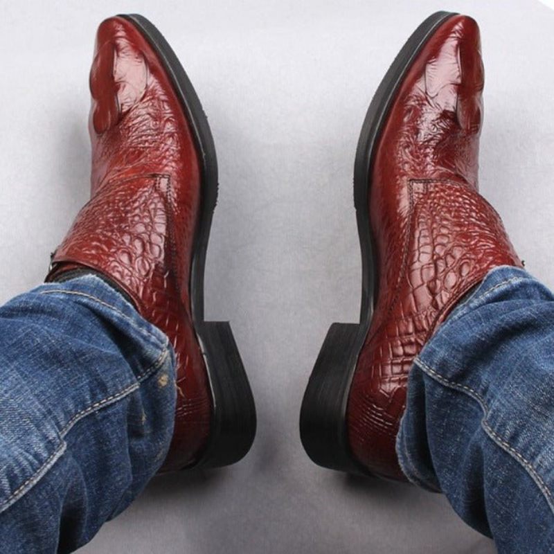 Sapatos Formais Masculinos Com Bico Fino E Slip-on Brogue - Vermelho