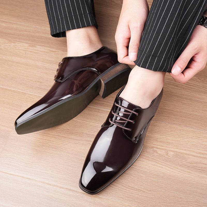 Sapatos Formais Masculinos Com Bico Quadrado Em Relevo E Elegantes Sociais Oxford - Café