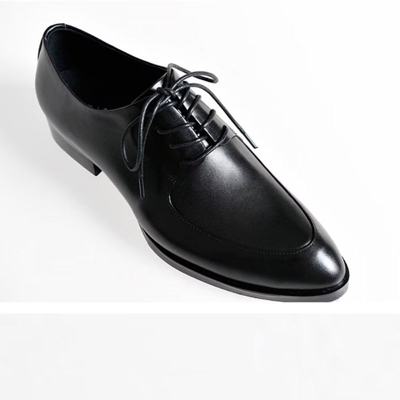 Sapatos Formais Masculinos Com Elegância Em Relevo Bico Fino Sociais Derby - Preto