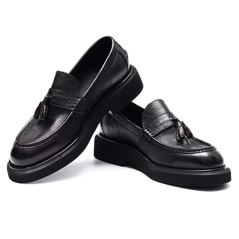 Sapatos Formais Masculinos Com Elegância Em Relevo E Deslizamento Sociais - Preto