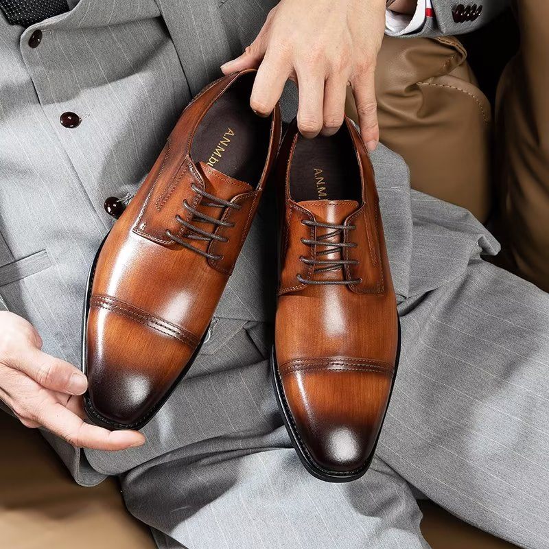 Sapatos Formais Masculinos Com Padrão Requintado Derby - Café