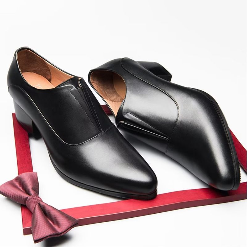 Sapatos Formais Masculinos Com Relevo Elegancelux Sociais Deslizantes - Preto