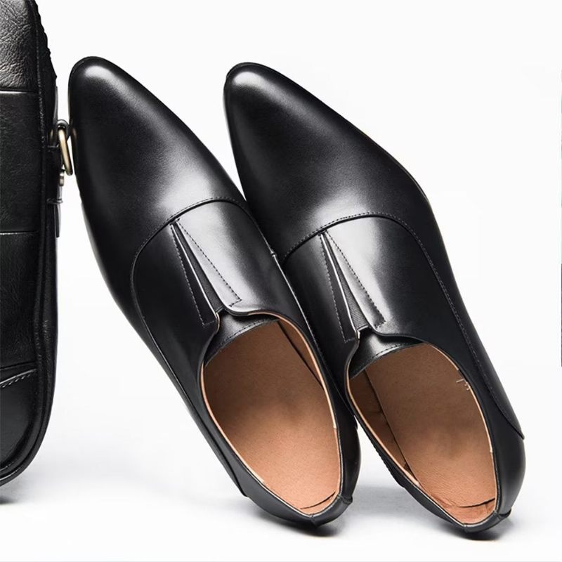 Sapatos Formais Masculinos Com Relevo Elegancelux Sociais Deslizantes - Preto