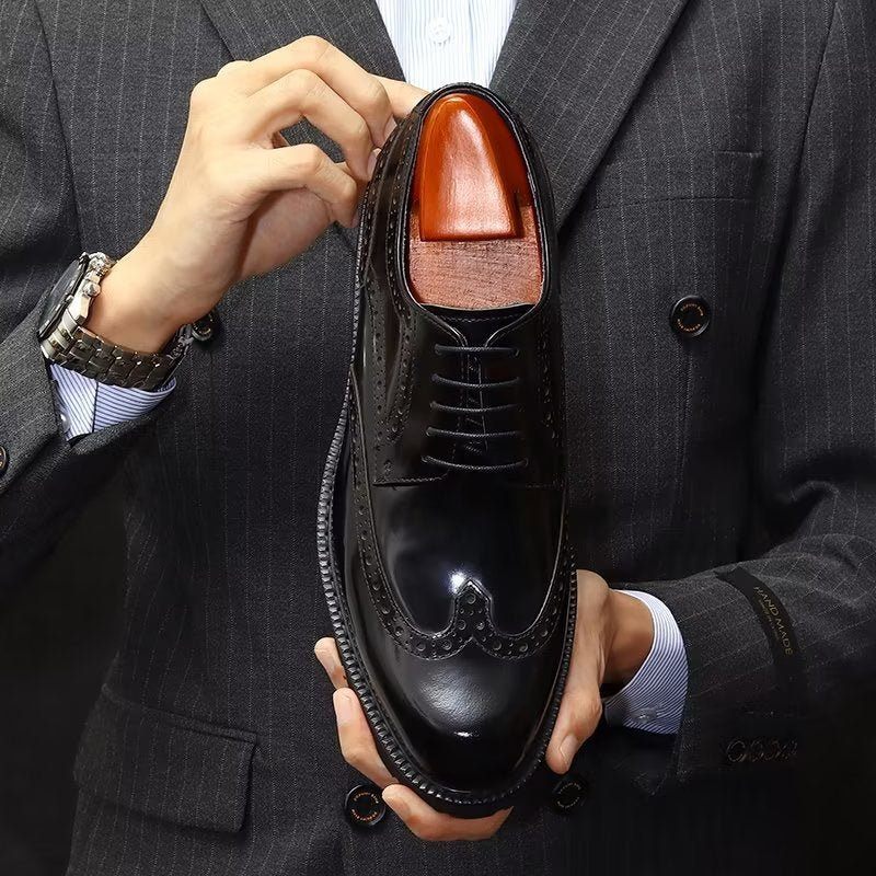 Sapatos Formais Masculinos Com Relevo Elegante Brogue - Preto