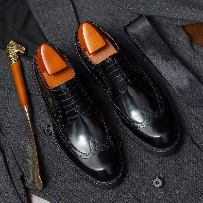 Sapatos Formais Masculinos Com Relevo Elegante Brogue - Preto