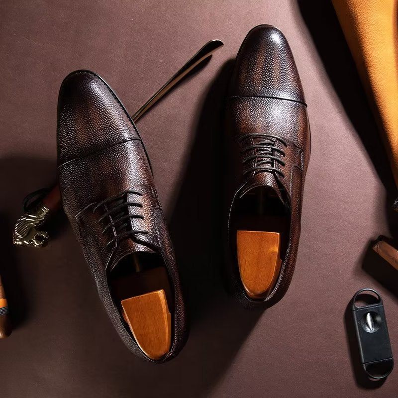 Sapatos Formais Masculinos Com Textura Exótica Derbies - Café