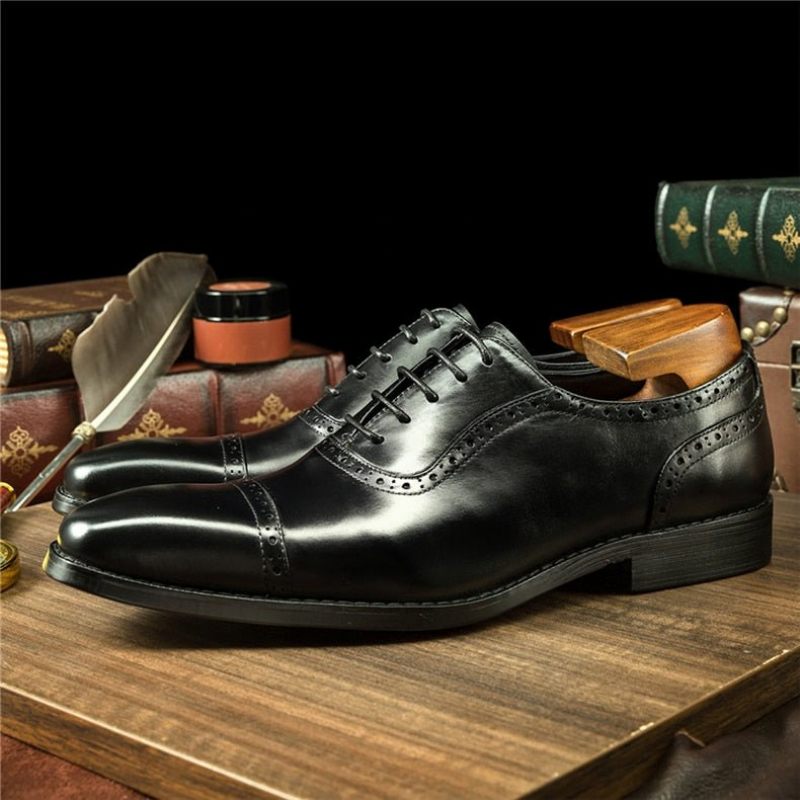 Sapatos Formais Masculinos Couro Com Cordões - Preto