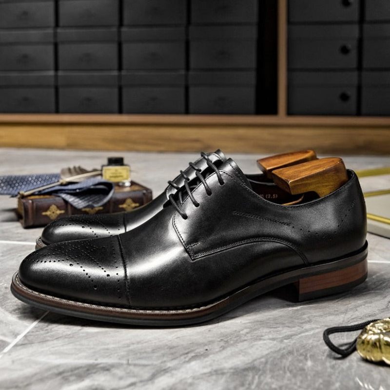 Sapatos Formais Masculinos Couro Com Cordões - Preto