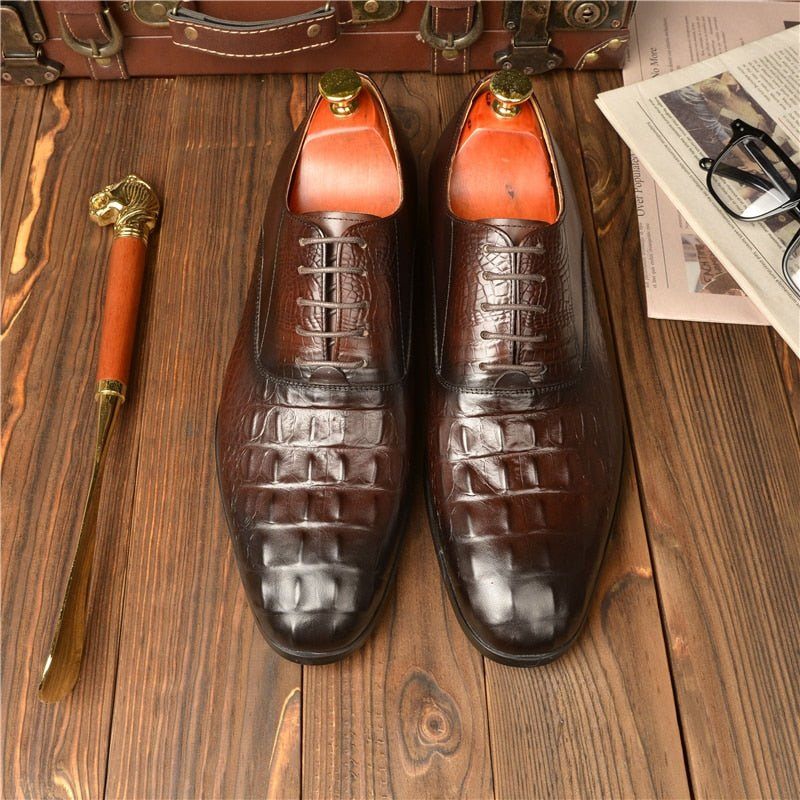 Sapatos Formais Masculinos Couro Esculpido Exótico Brogue - Café