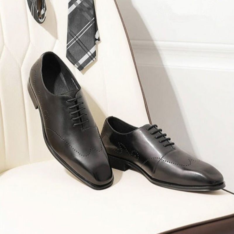 Sapatos Formais Masculinos Couro Genuíno Com Bico Fino Brogue - Preto