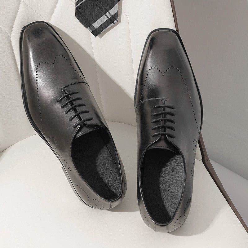 Sapatos Formais Masculinos Couro Genuíno Com Bico Fino Brogue - Preto