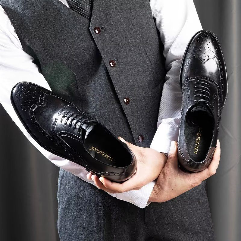 Sapatos Formais Masculinos Couro Luxuoso Brogue - Preto