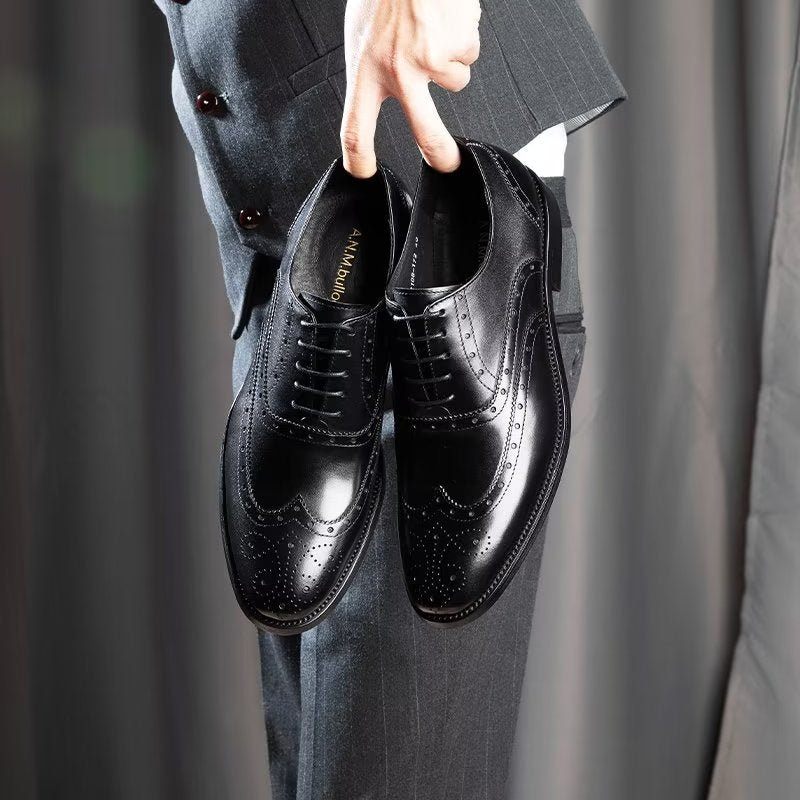 Sapatos Formais Masculinos Couro Luxuoso Brogue - Preto