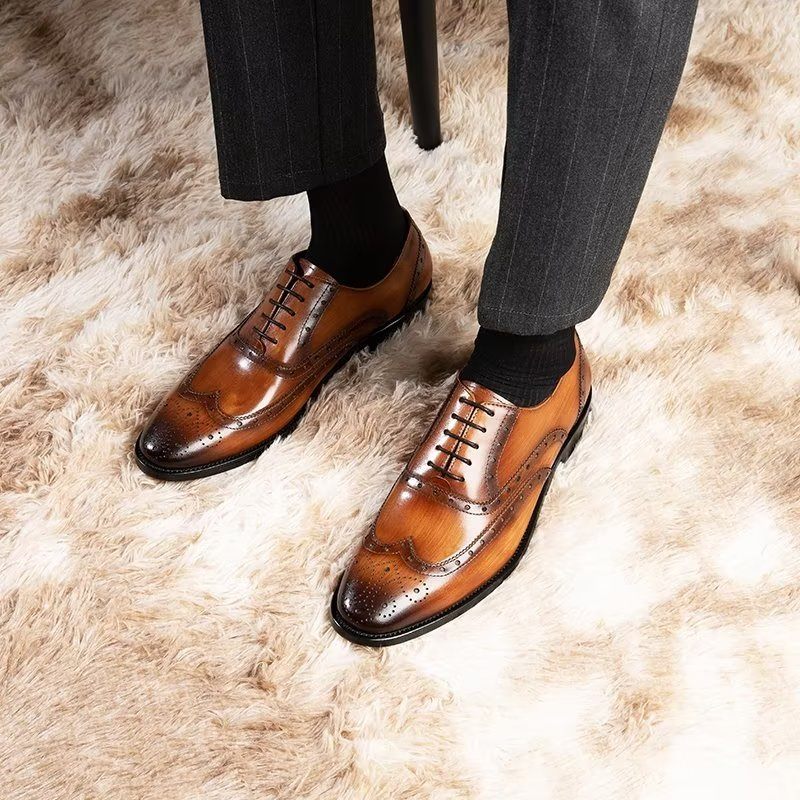 Sapatos Formais Masculinos Couro Luxuoso Brogue - Café