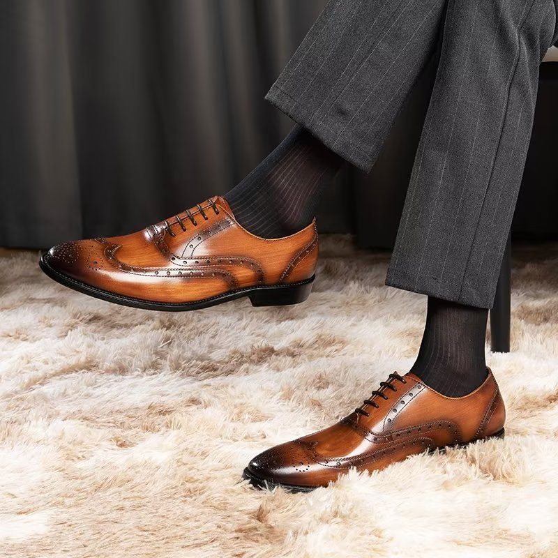 Sapatos Formais Masculinos Couro Luxuoso Brogue - Café