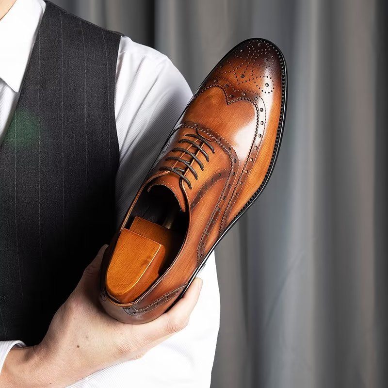 Sapatos Formais Masculinos Couro Luxuoso Brogue - Café