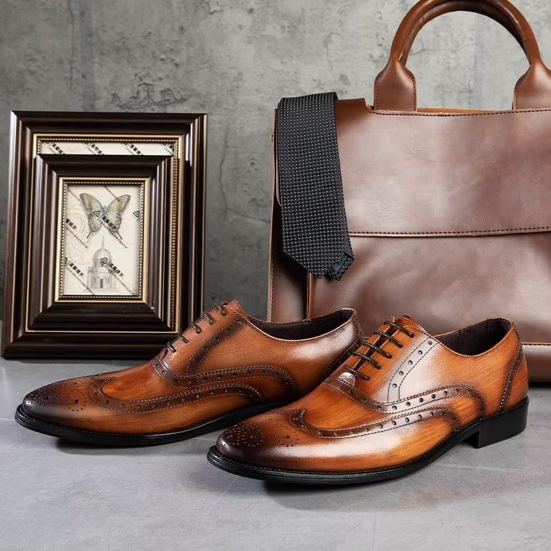 Sapatos Formais Masculinos Couro Luxuoso Brogue - Café