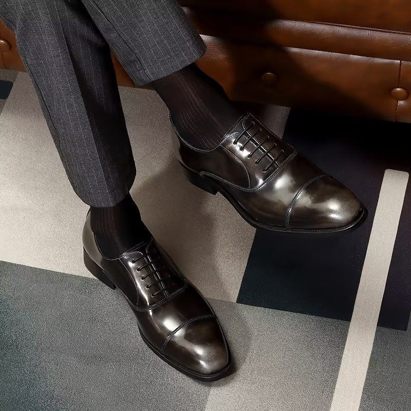 Sapatos Formais Masculinos Couro Luxuoso Com Bico Redondo Oxford - Cinza